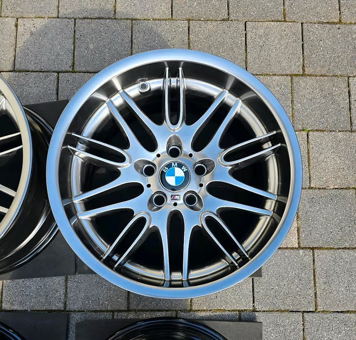 jantes d’origine bmw m5 e39 18” jantes d’origine bmw m5 e39 18”