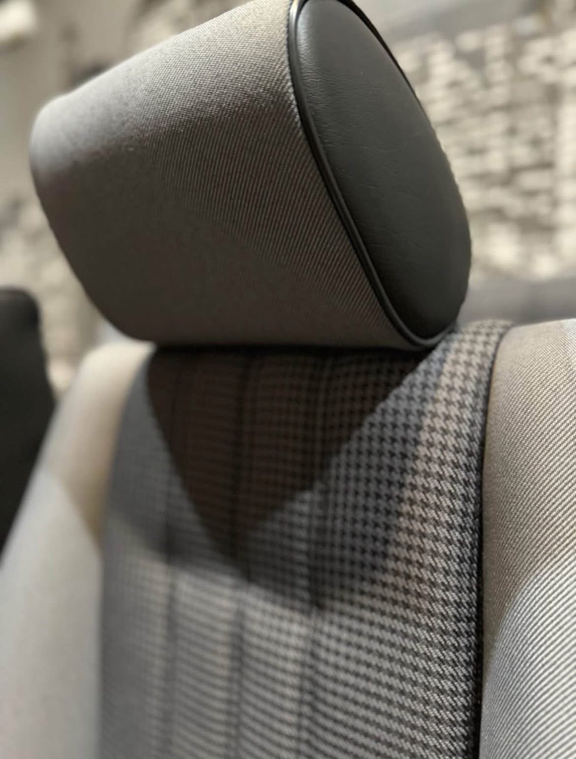 sièges sport bmw e30 d’origine ensemble complet sièges sport bmw e30 d’origine ensemble complet