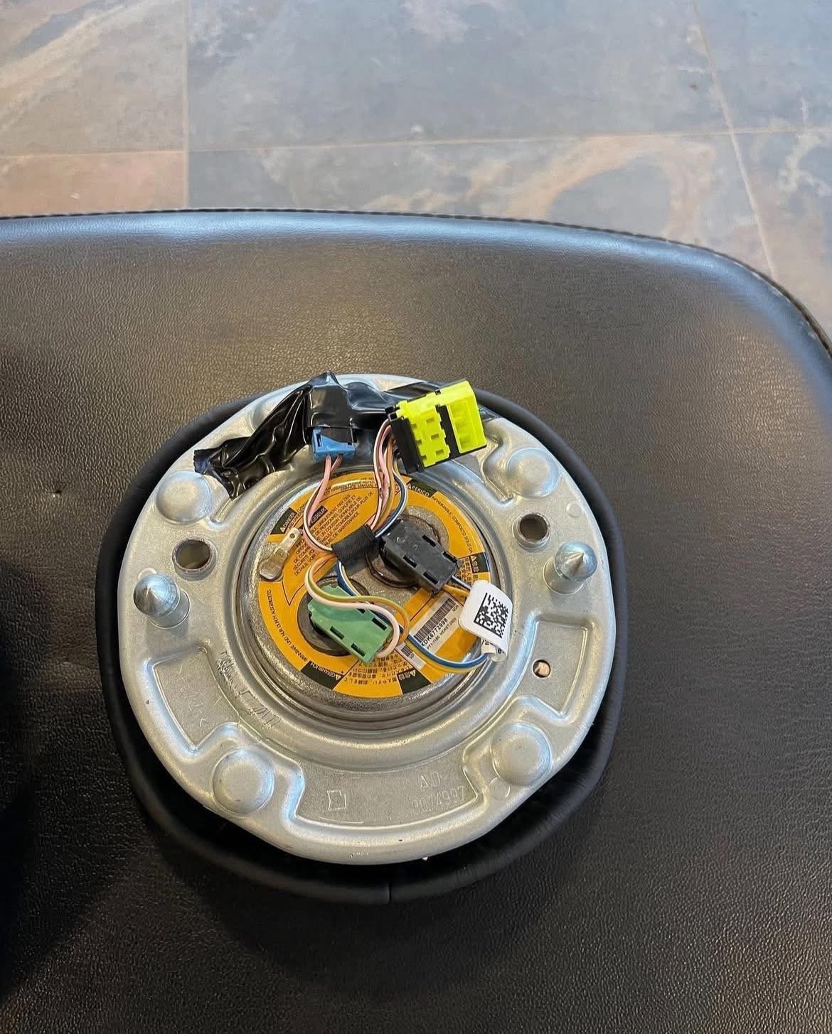 volant bmw m5 f90 avec airbag d'origine volant bmw m5 f90 avec airbag d'origine