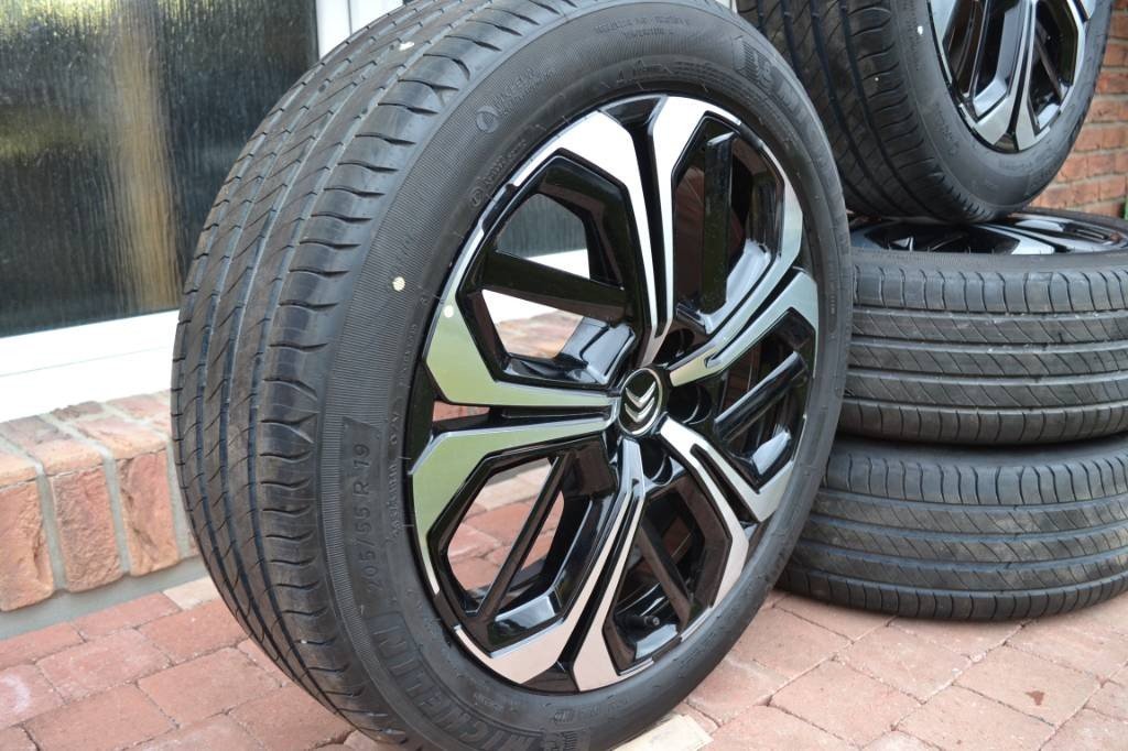 jeu de jantes aluminium citroën 5×108 r19 jeu de jantes aluminium citroën 5×108 r19